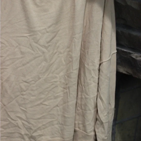Beige Long Sleeve Top Size 5X - Picture 3 of 4